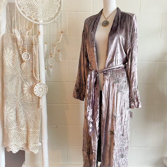 NWT Free People X Nigel Preston Embroidered Velvet Robe - Picture 9 of 16